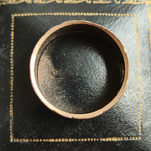 Load image into Gallery viewer, Antique 9ct Gold Embossed Band | Hallmarked Birmingham 1918 side profile view