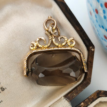 Load image into Gallery viewer, A spinning quartz fob pendant in yellow gold, in an antique box