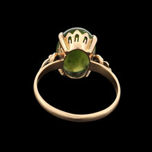 Load image into Gallery viewer, Vintage 14k Gold Nephrite Jade Solitaire Ring