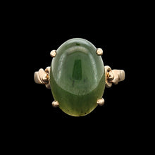 Load image into Gallery viewer, Vintage 14k Gold Nephrite Jade Solitaire Ring