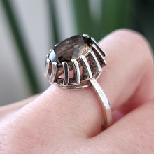 Load image into Gallery viewer, Vintage Sterling Silver Smokey Quartz Twist Ring modelled