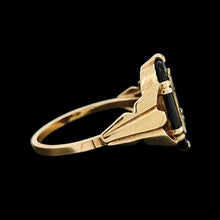 Load image into Gallery viewer, Vintage 9ct Yellow Gold Black Onyx Initial "F" Signet Ring