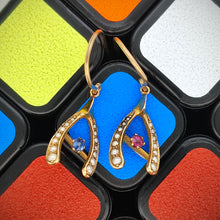 Load image into Gallery viewer, Antique 18ct Gold Diamond, Ruby, Sapphire & Pearl Wishbone Pendant with Earrings on Rubik's cube