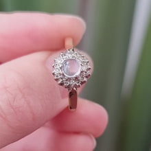 Load and play video in Gallery viewer, Vintage 18ct Gold Moonstone and Diamond Cluster Ring