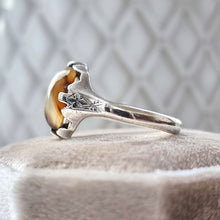 Load image into Gallery viewer, Antique Sterling Silver Agate Ring side