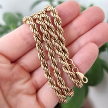 Load image into Gallery viewer, Vintage 9ct Gold 20&quot; Solid Rope Link Chain | 38 grams in hand
