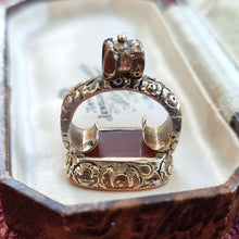 Load image into Gallery viewer, Victorian Gilt Cased Carnelian Griffin Fob Seal body
