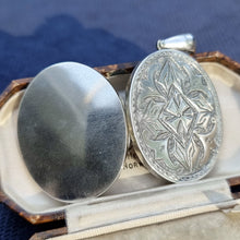 Load image into Gallery viewer, Antique Silver Engraved Locket Pendant open, rear view
