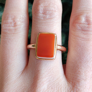 Victorian 15ct Gold Agate Tablet Ring modelled