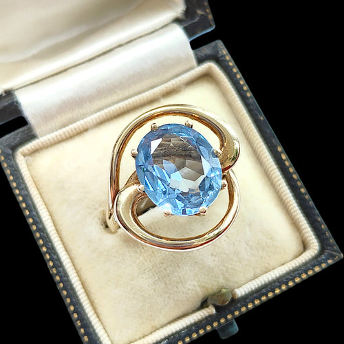 Vintage 9ct Gold Blue Spinel Dress Ring | Hallmarked London 1976 in box