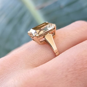 Vintage 9ct Yellow Gold Citrine Solitaire Ring modelled