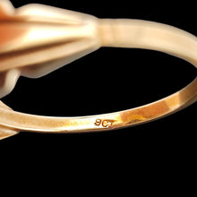 Load image into Gallery viewer, Vintage 9ct Yellow Gold Black Onyx Initial "F" Signet Ring
