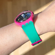 Load image into Gallery viewer, Vintage Swatch 1994 &quot;Crystal Surprise&quot; GZ129 With Original Pouch

