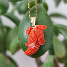 Load image into Gallery viewer, Vintage 9ct Gold Coral Corn Pendant with chain
