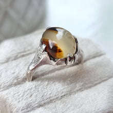 Load image into Gallery viewer, Antique Sterling Silver Agate Ring in box
